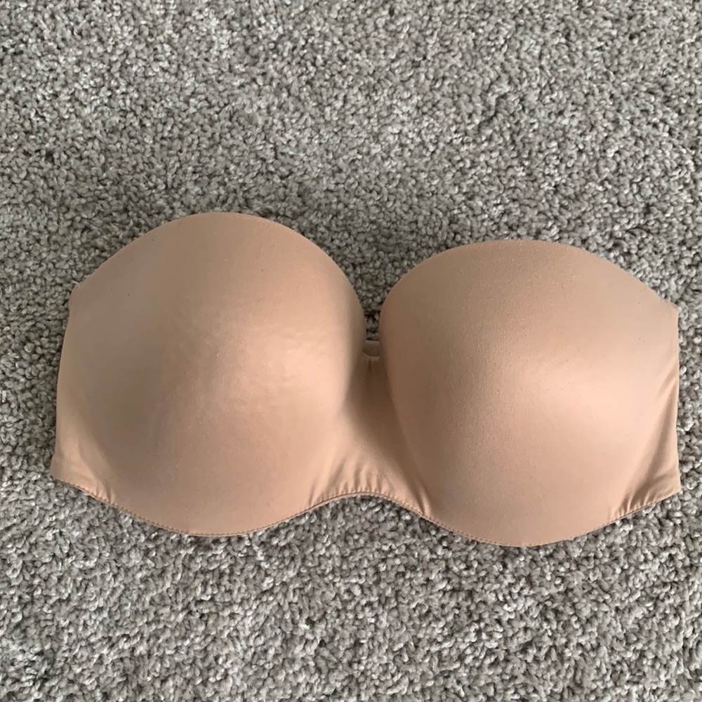 VS Strapless Bra